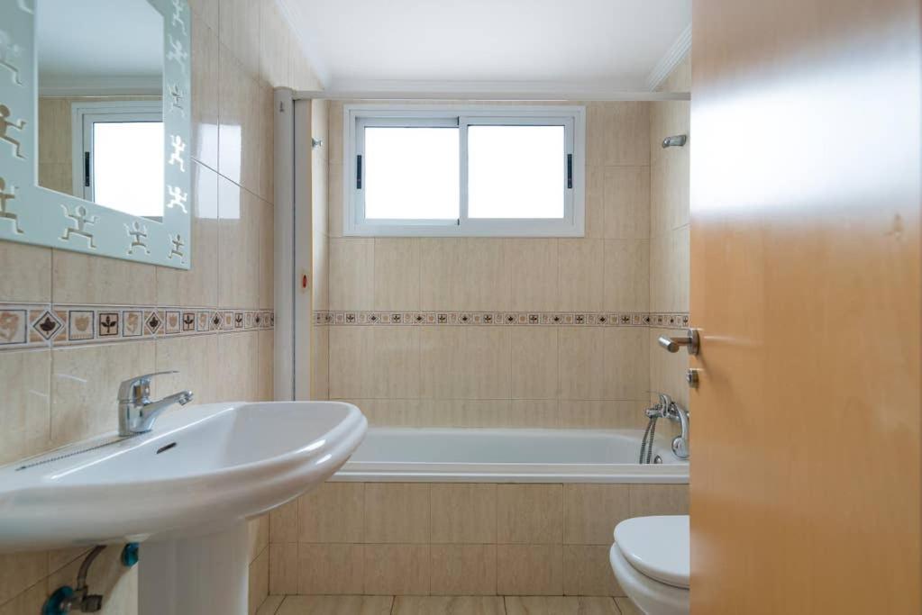 2B Apartamento Atlantico Διαμέρισμα Vecindario  Εξωτερικό φωτογραφία